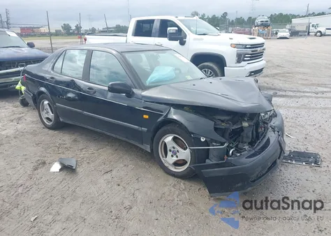 1999 Saab 9-5 z USA, uszkodzony, nr VIN YS3ED48E5X3003737